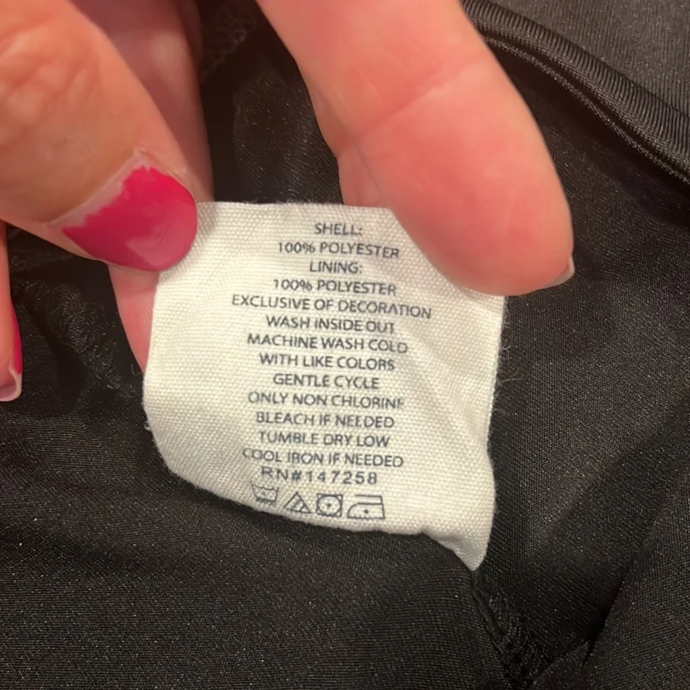 Like new Simply Southern beautiful skort with pockets - Picture 11 of 15